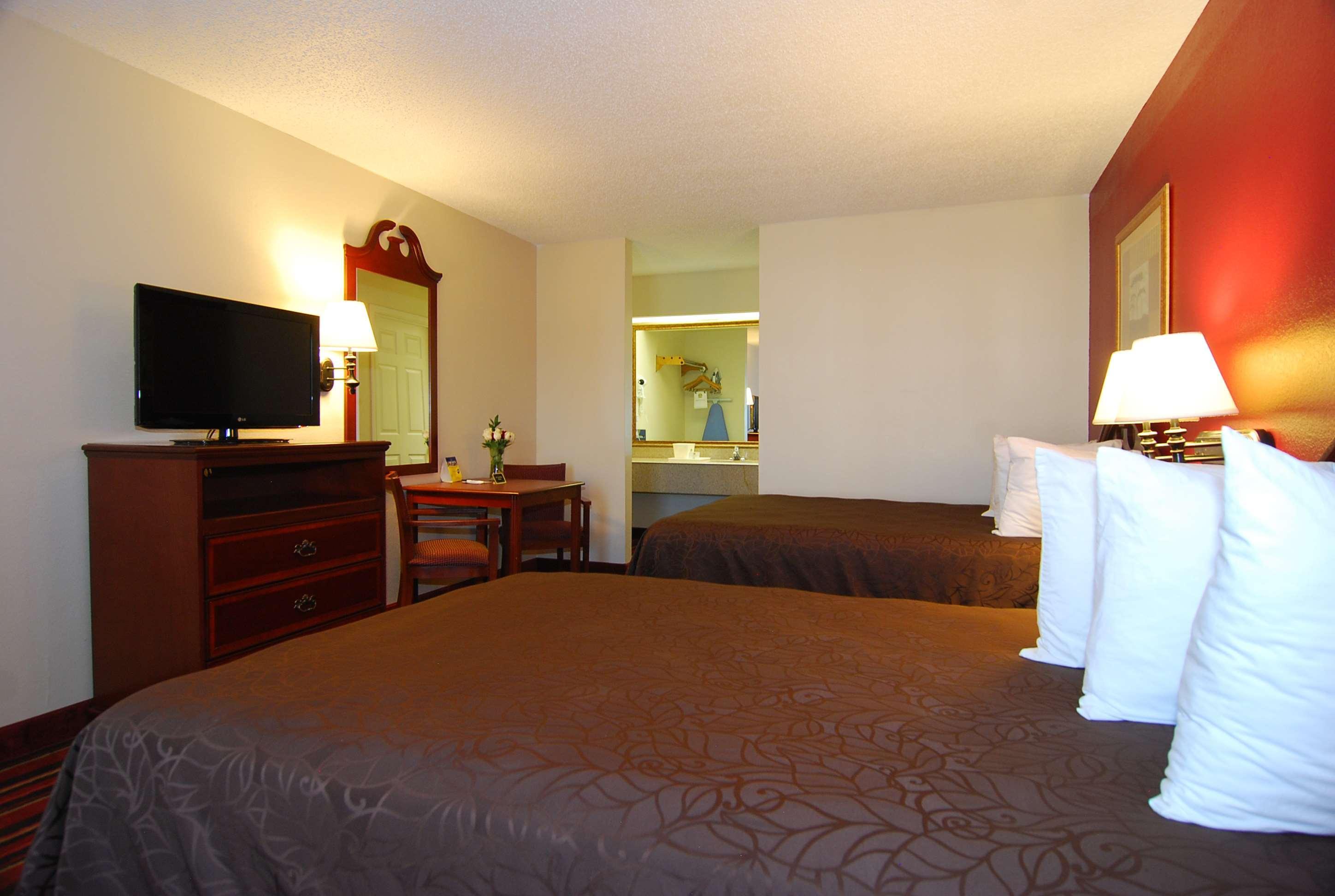 Best Western Lindale Inn Eksteriør billede