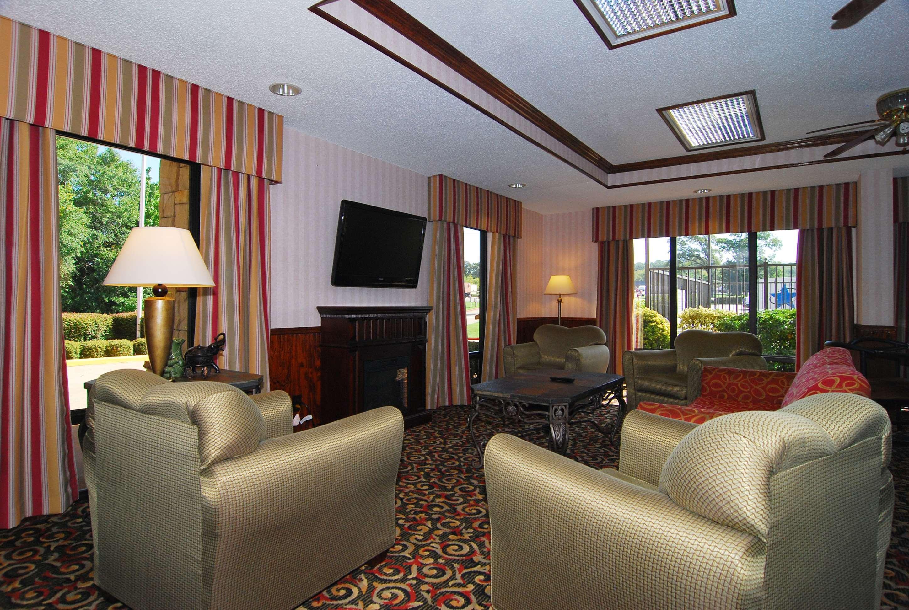 Best Western Lindale Inn Eksteriør billede