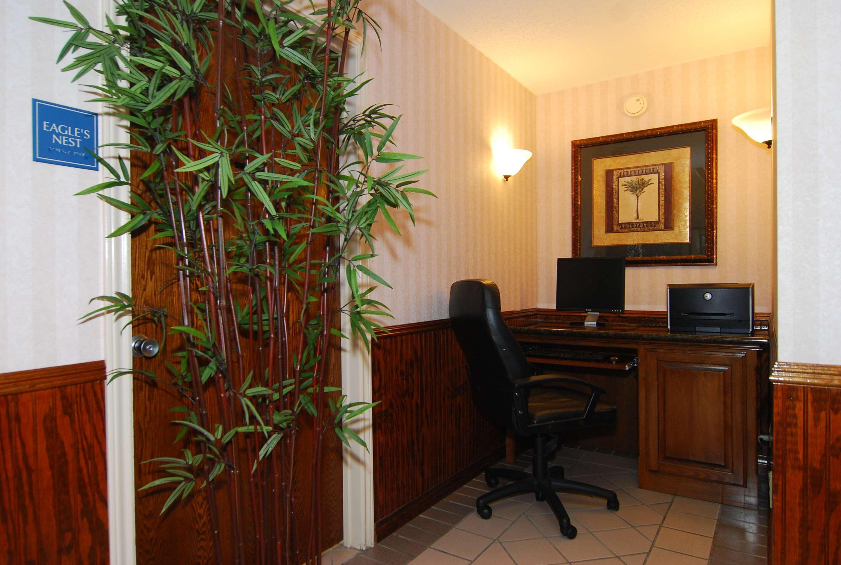 Best Western Lindale Inn Eksteriør billede