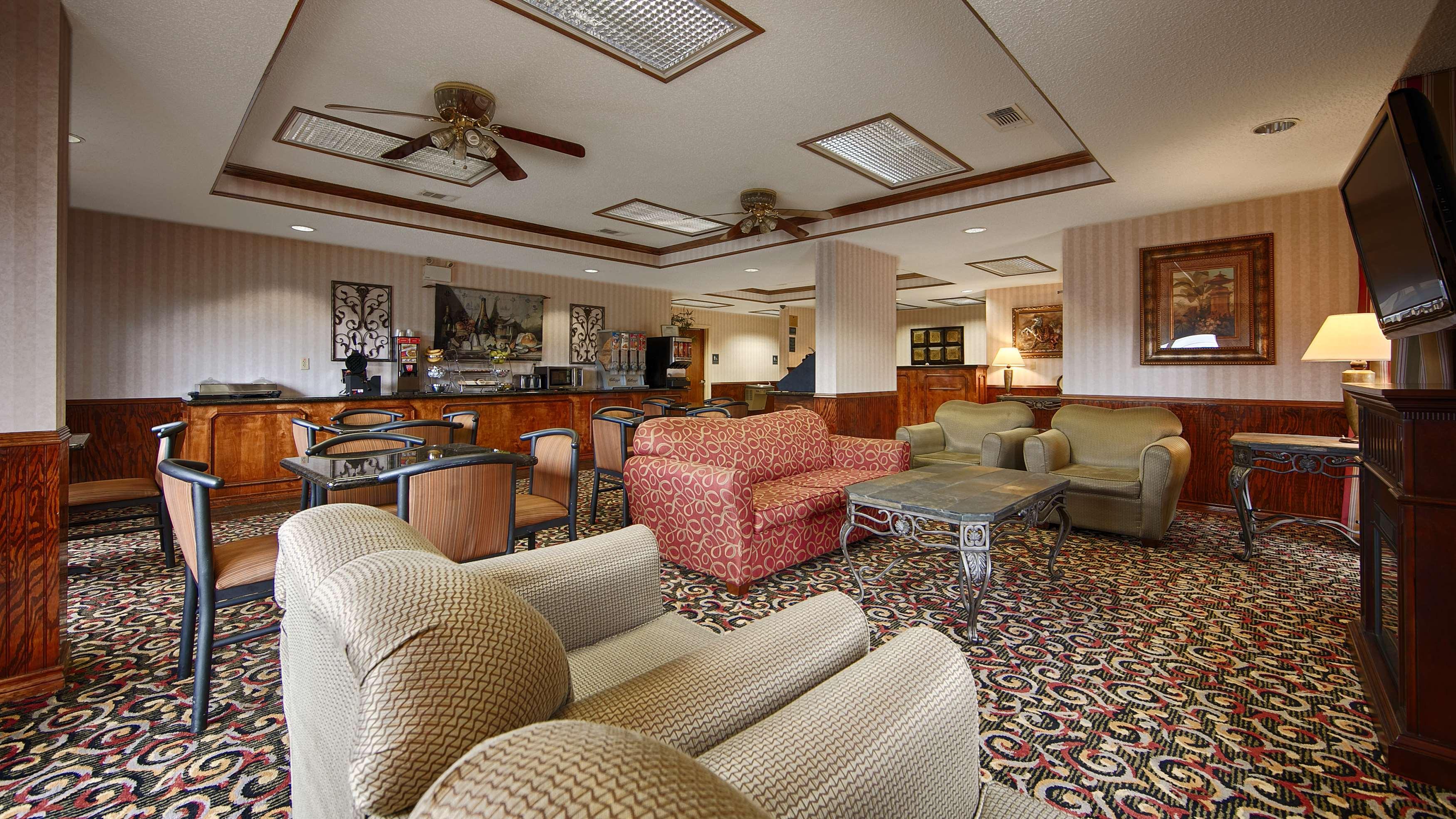 Best Western Lindale Inn Eksteriør billede