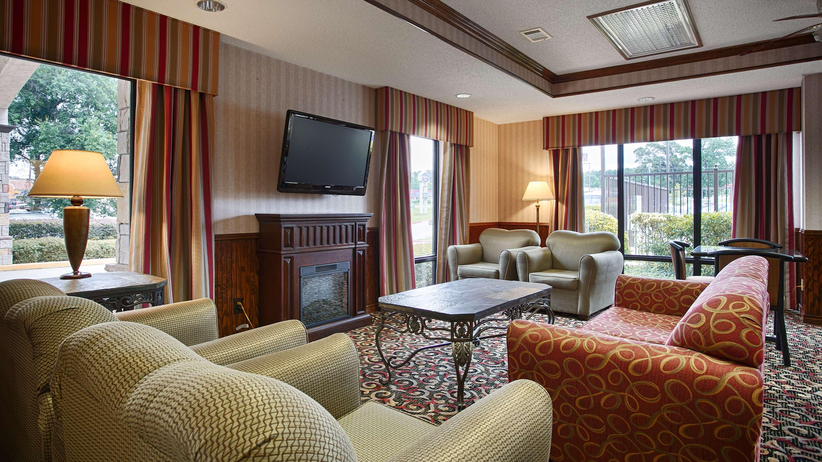 Best Western Lindale Inn Eksteriør billede